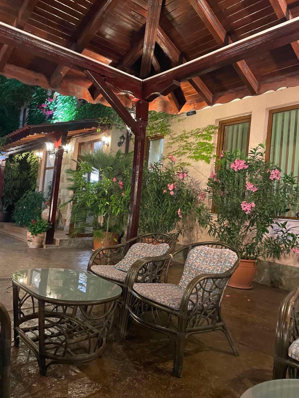 Oleander House And Tennis Club ซันนีบีช ภายนอก รูปภาพ
