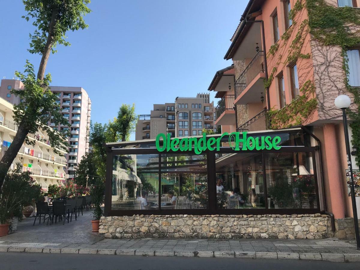 Oleander House And Tennis Club ซันนีบีช ภายนอก รูปภาพ