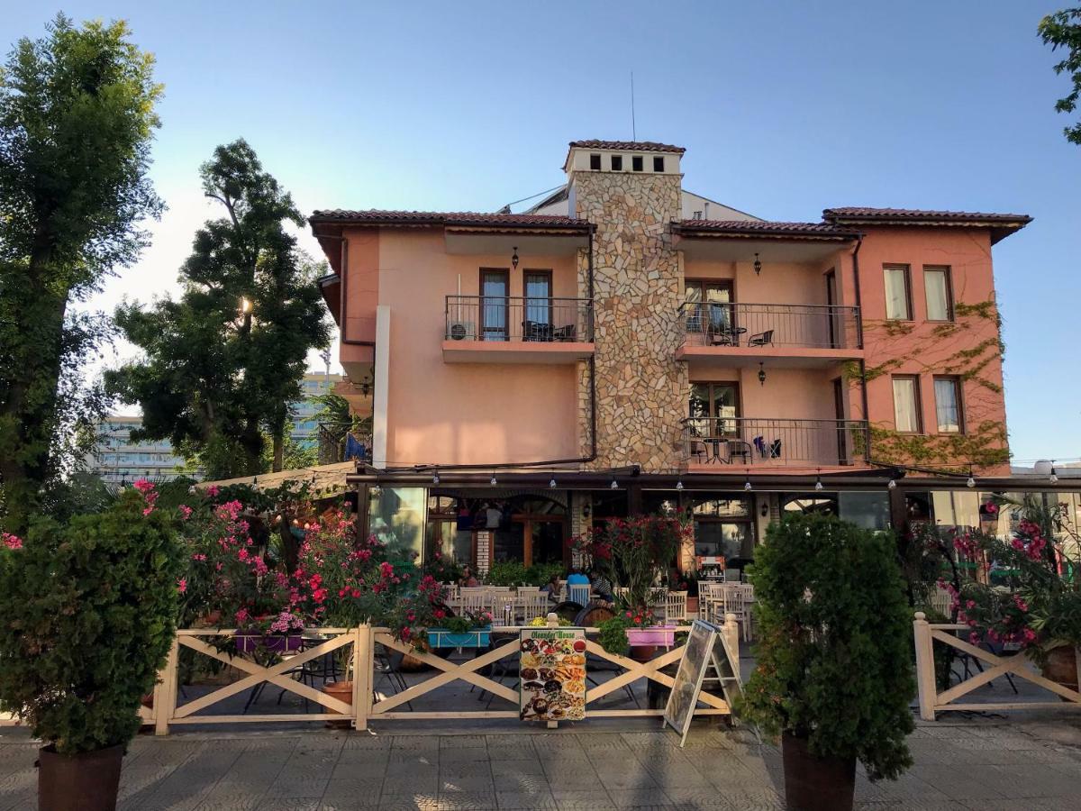 Oleander House And Tennis Club ซันนีบีช ภายนอก รูปภาพ