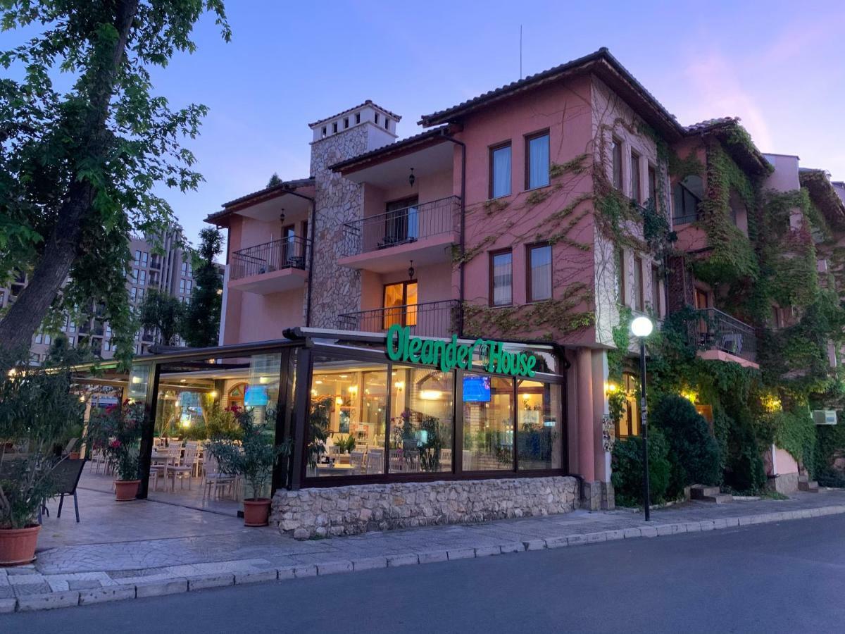 Oleander House And Tennis Club ซันนีบีช ภายนอก รูปภาพ