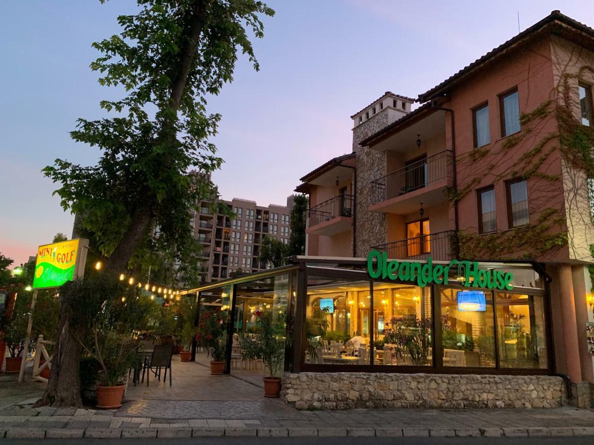 Oleander House And Tennis Club ซันนีบีช ภายนอก รูปภาพ